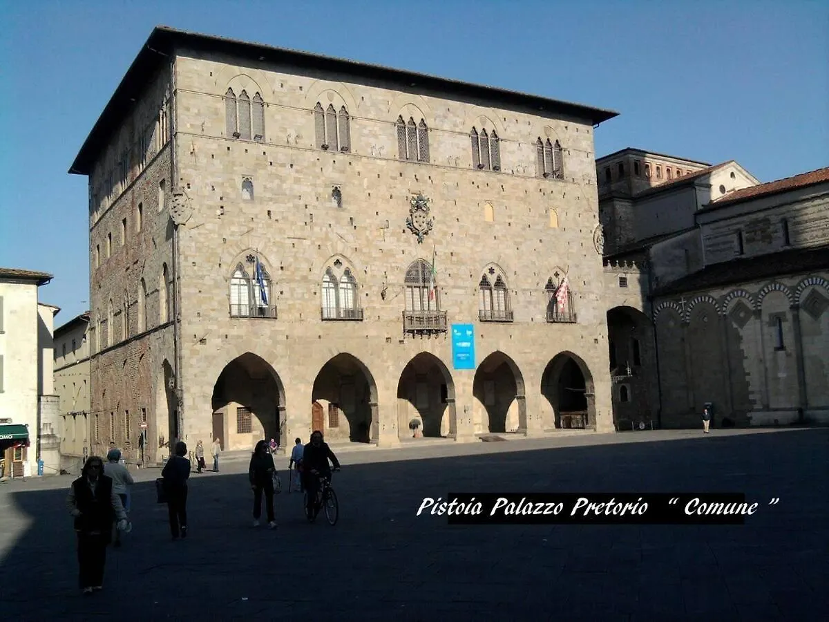 Da Riki Con Vista Sulle Colline Toscane Pistoia 0*,  Italien